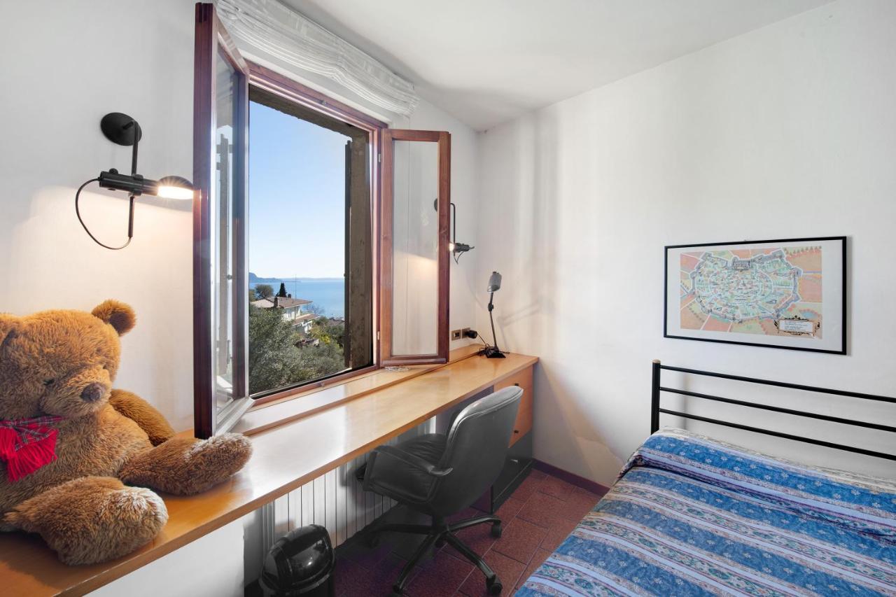 Lake View Apartment Gardone Riviera Ngoại thất bức ảnh